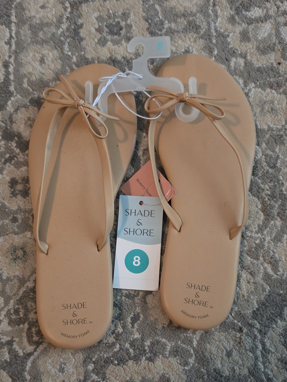 Shade & Shore Women's Light Tan Bow Flip Flop Sandals